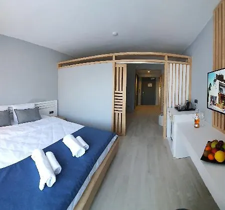 Hotel L 5*